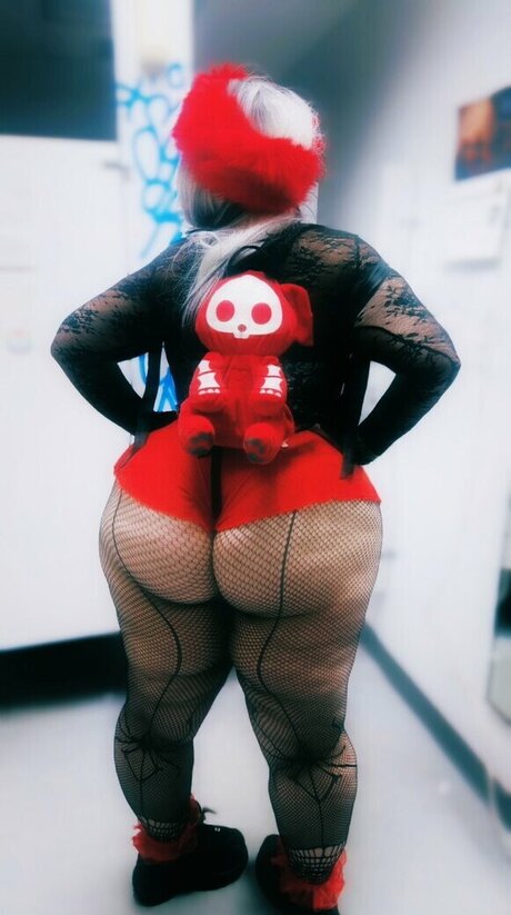 Lania Fawn porn only fans