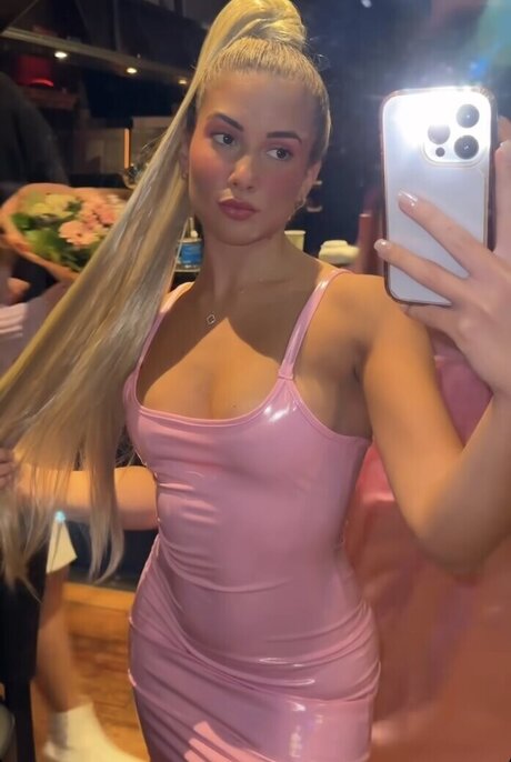 Sarah anca only fans nudes