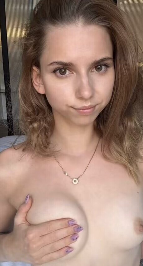 Faith Valdera onlyfans nude leak