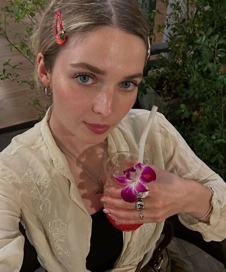 Meg Mills onlyfans sextape leak