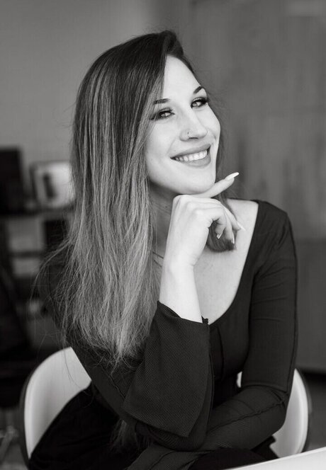 JuleTheFox onlyfans model