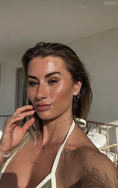 Lenaajoy Profile pic