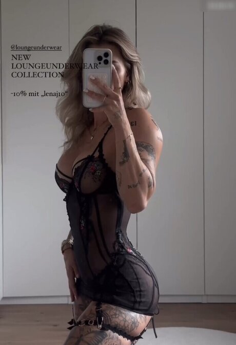 Lenaajoy onlyfans nudes