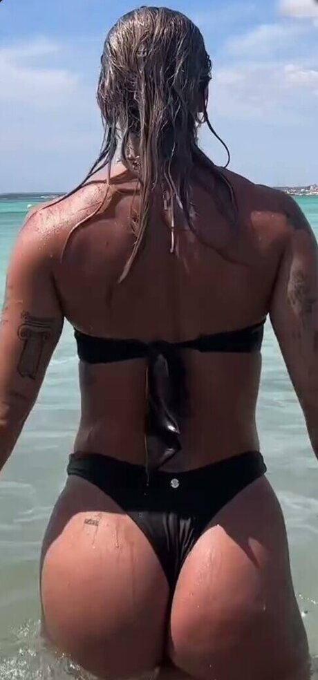 Lenaajoy on onlyfans