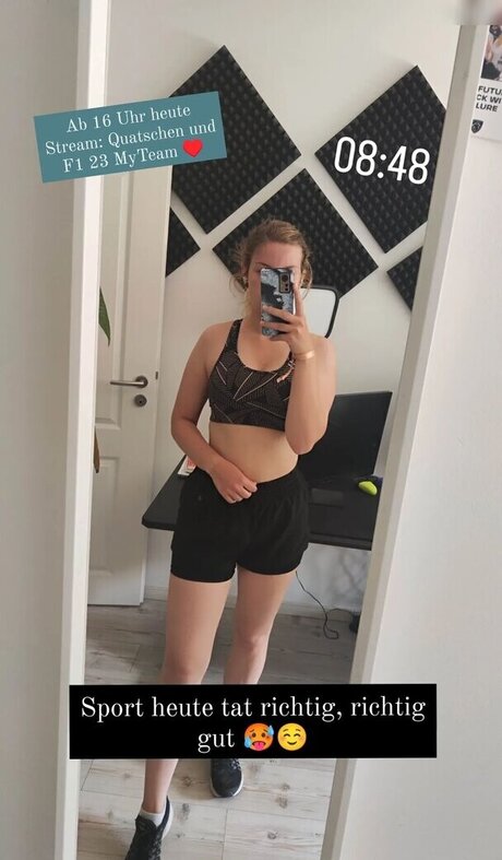 FormulaLena onlyfans nude leak