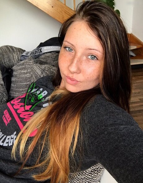 CaroCream onlyfans lesk