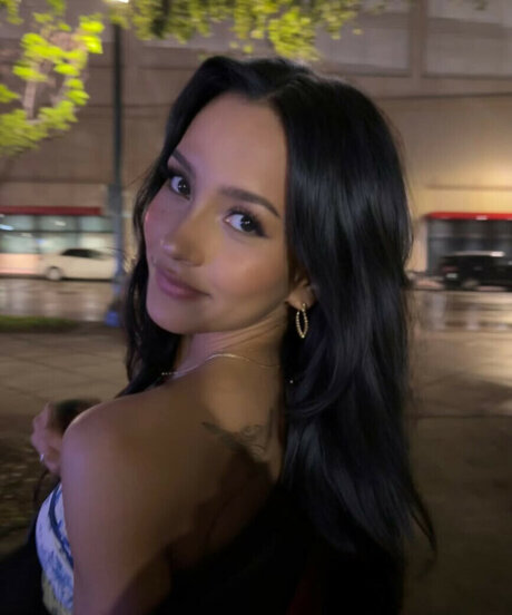 marysjaroensuk onlyfans pictures