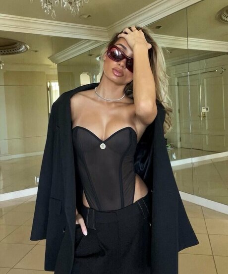 Pia Mia Perez onlyfans leak