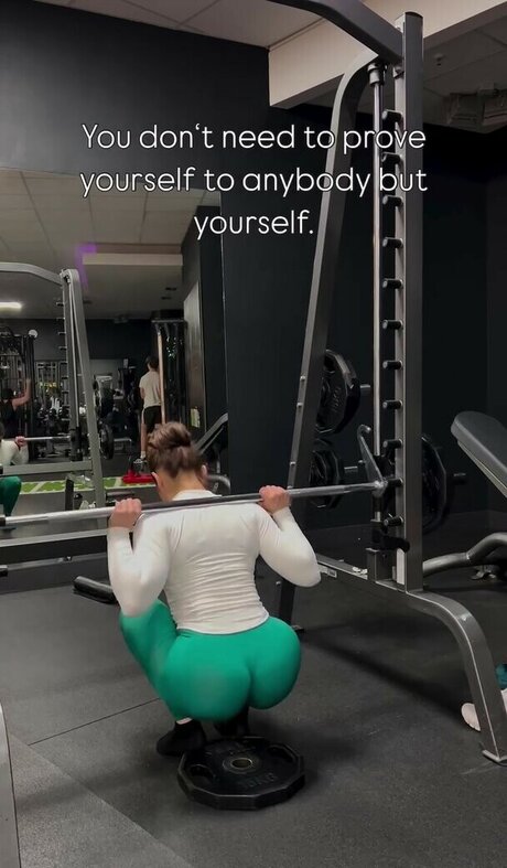 Leona Maronn only fans pics