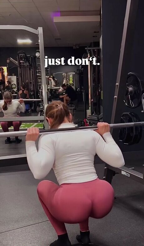 Leona Maronn leaks onlyfans