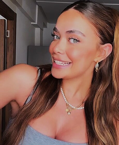 Camilla Nkenke leaked onlyfans.