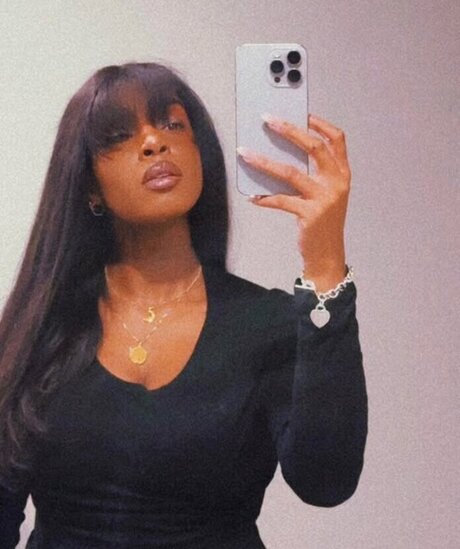 Leila Blake onlyfans leajs