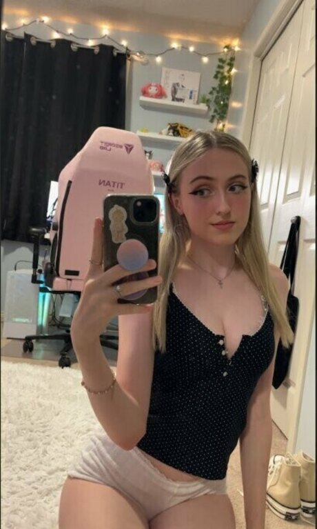 QoR Saige only fans review