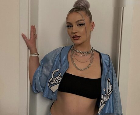 Michelle Knaub onlyfans sextape