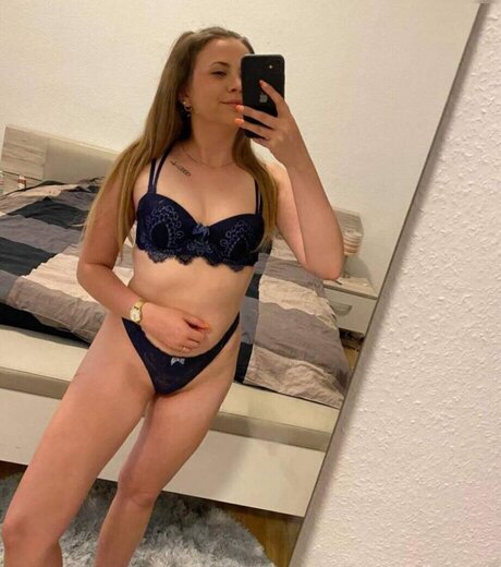 Lennaaa Rs onlyfans leaked nude