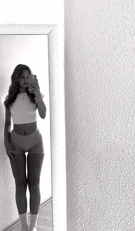 _marie lbs onlyfans photo