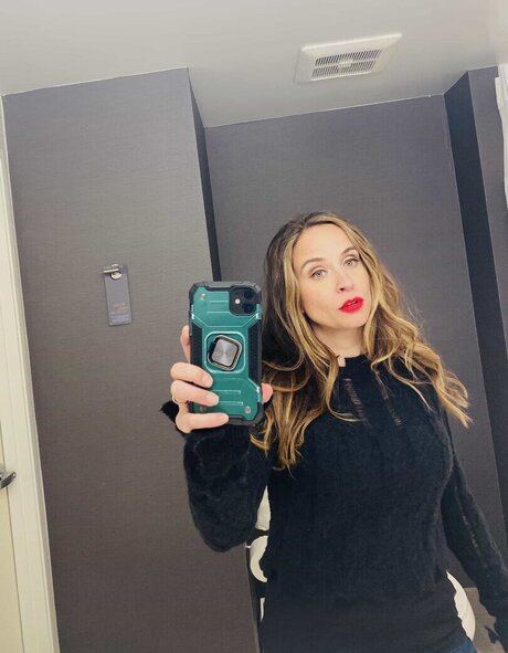 BellaSuede leaks onlyfans