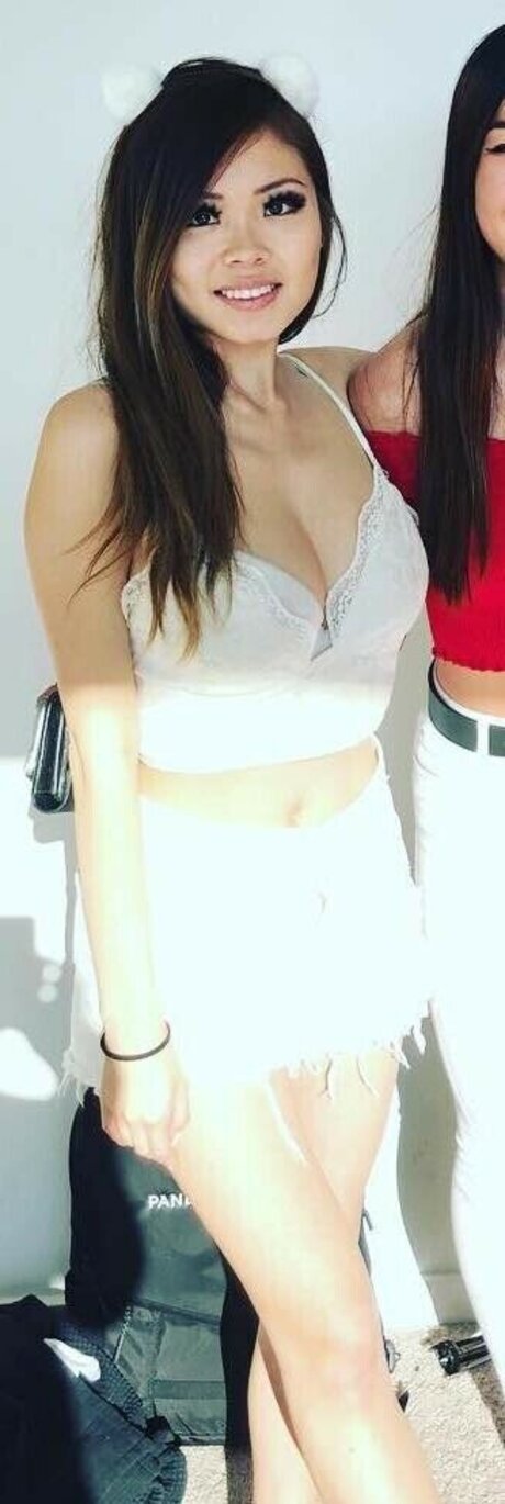 Maggie Sin naked onlyfans leaks