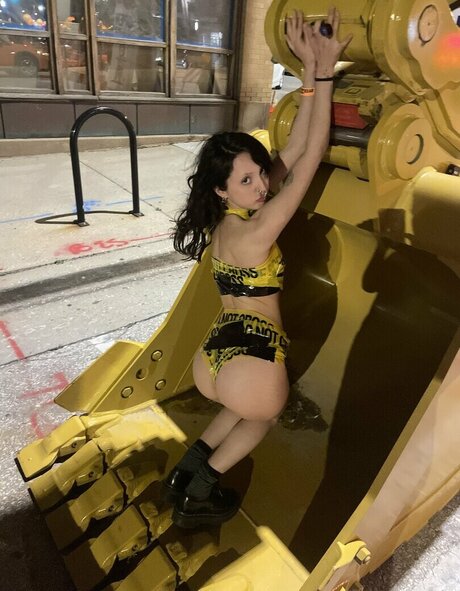 Wuvmia naked only fans