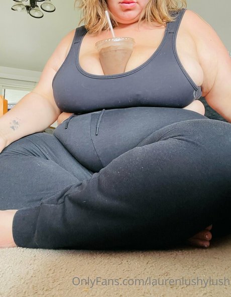 lushie lauren onlyfans pics