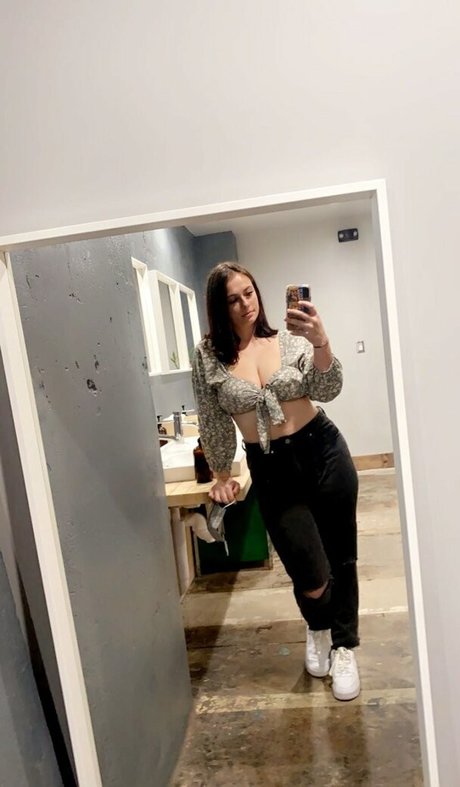 Emma Trotta onlyfans x