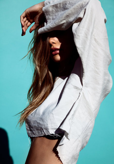 Camila Morrone onlyfans