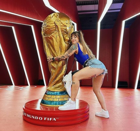 Mariana Graciolli onlyfans images