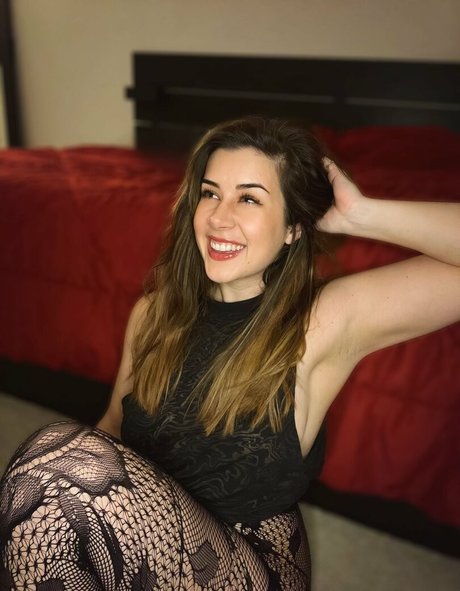 Elspeth Eastman onlyfans public photos