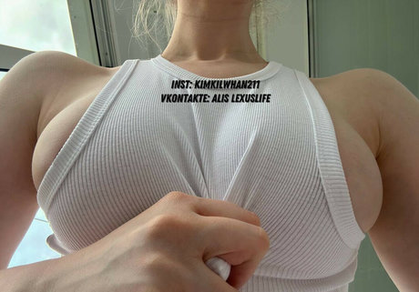 kimkilwhan21 onlyfans nudes