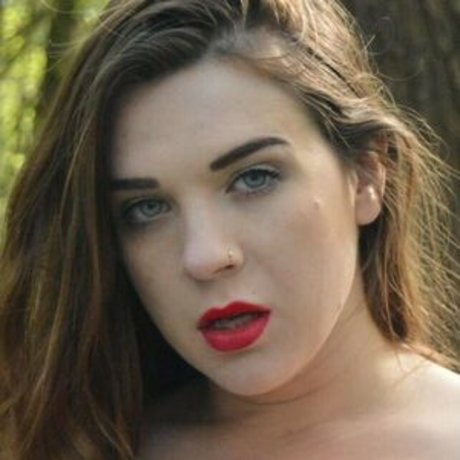 Uk Milky Mummy onlyfans nude content