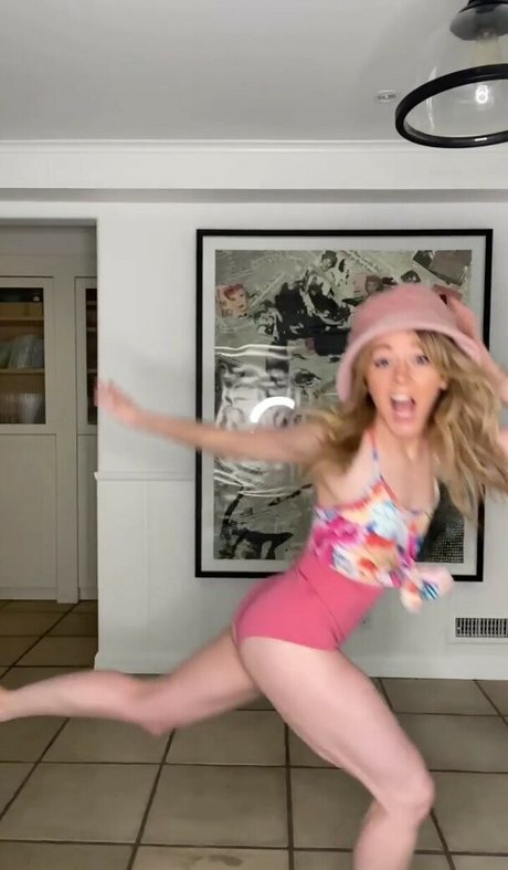 Lindsey Stirling only fans naked