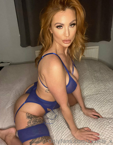 xxxelle x only fans.