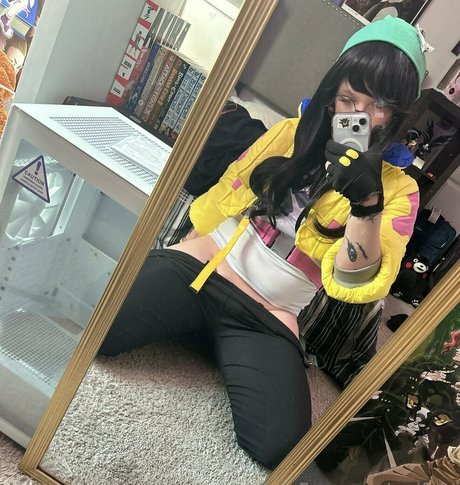 Waifuta onlyfans ass