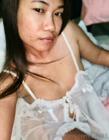 luzy93 only fans naked