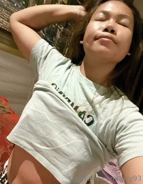 luzy93 onlyfans naked