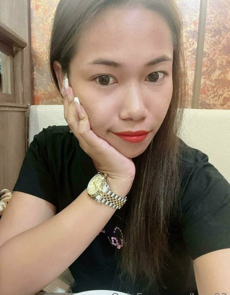 luzy93 free onlyfans