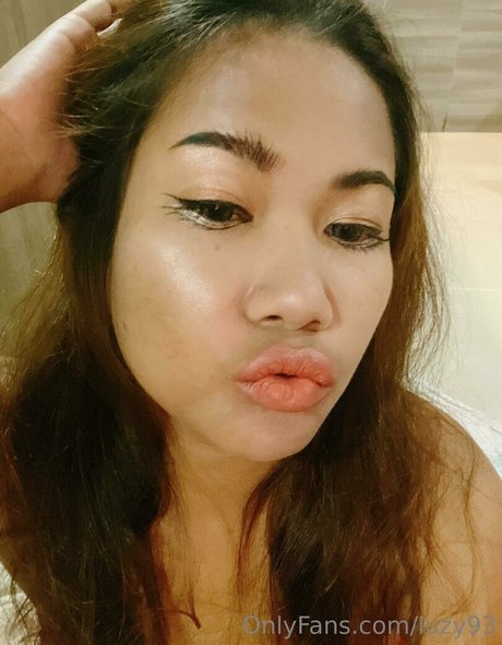 luzy93 is on onlyfans