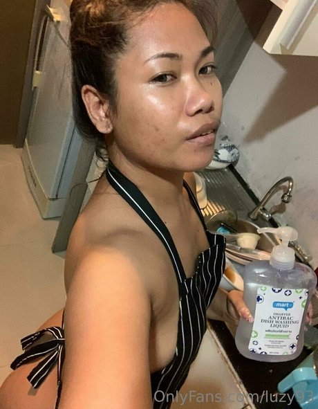 luzy93 topless onlyfans