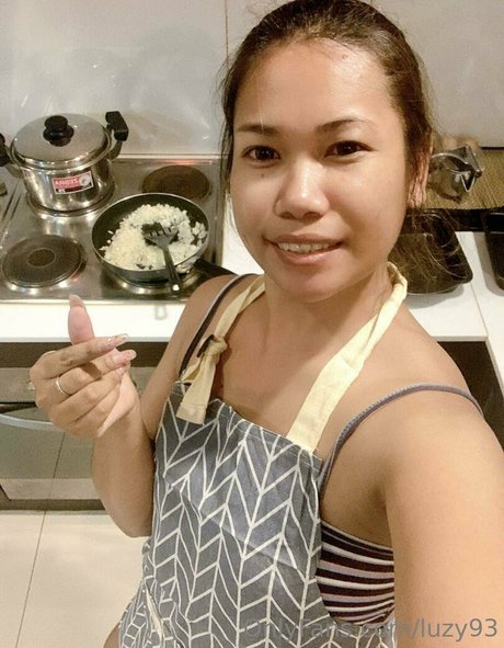 luzy93 onlyfans creator