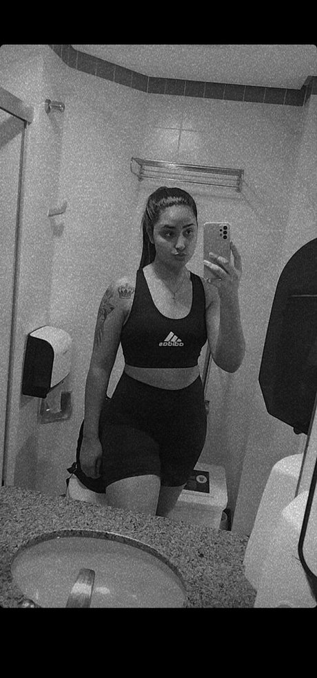 lauratavora new onlyfans leaks