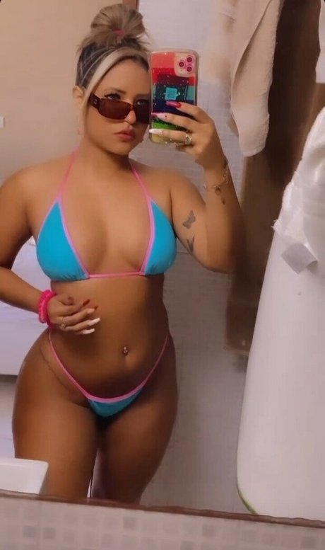 Mykaele Maylane onlyfans strip tease