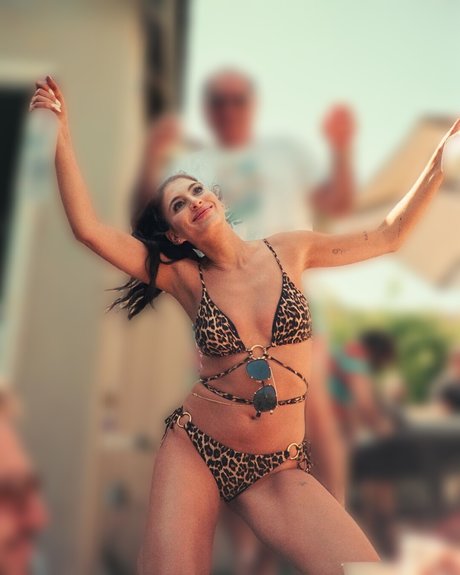 Ariana Basseri only fans pictures