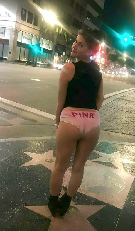 Ariana Basseri onlyfans pictures