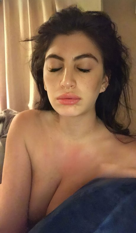Ariana Basseri onlyfans porn leaks