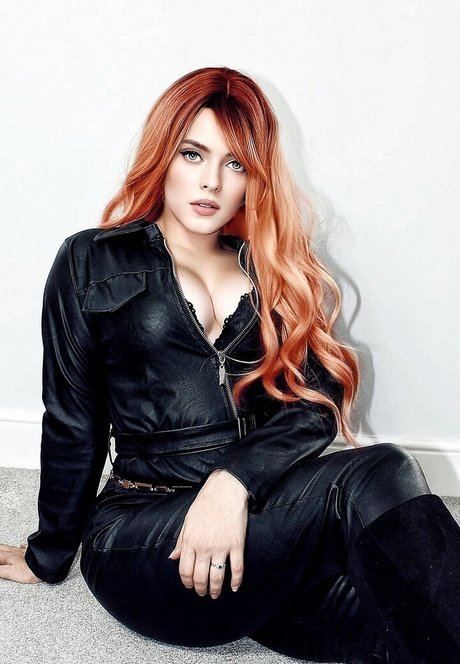 Kirsten Ria onlyfans nude pictures