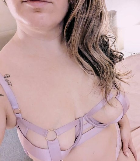 ms heidi Profile pic