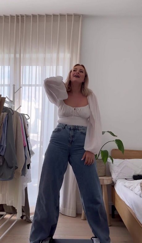 Maren Wolf onlyfans sex leak