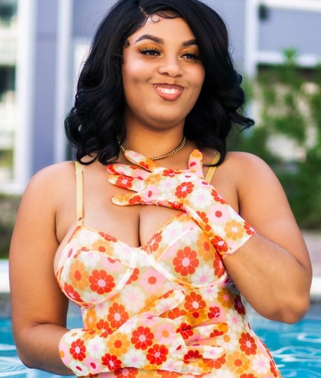 Thighlyinfluential xxx onlyfans