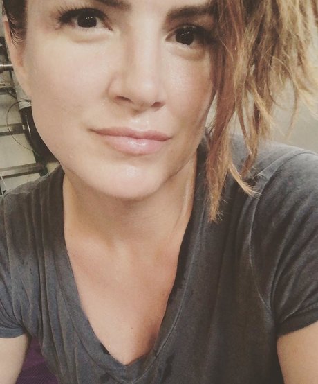 Gina Carano onlyfans nide