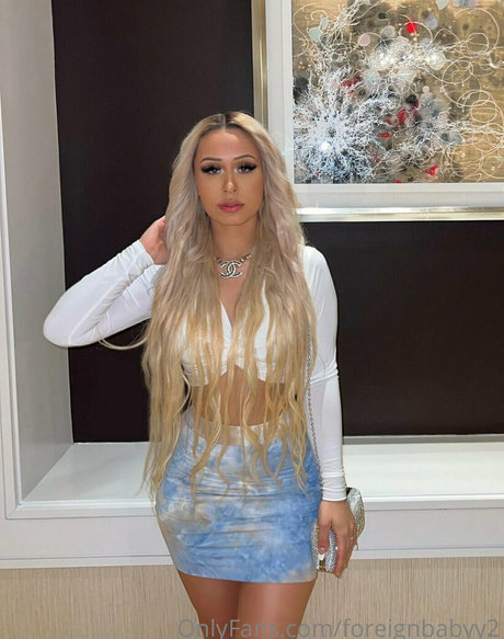 foreignbabyyy2 onlyfans tits